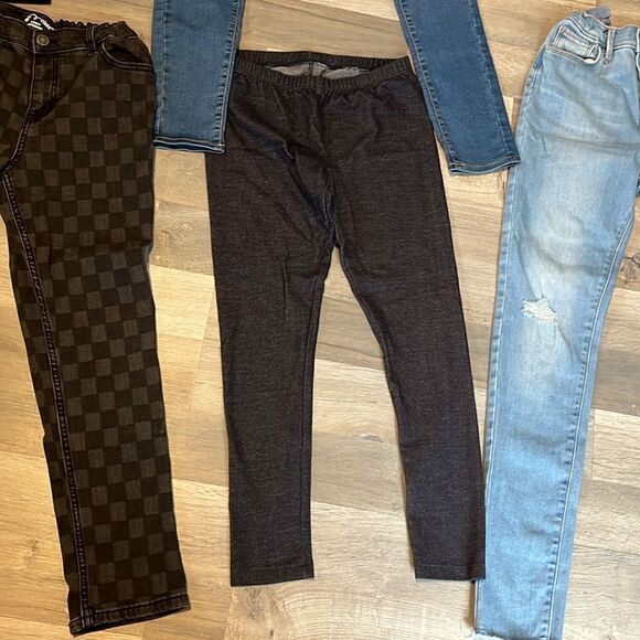 Girls Jean bundle - Picture 5 of 8